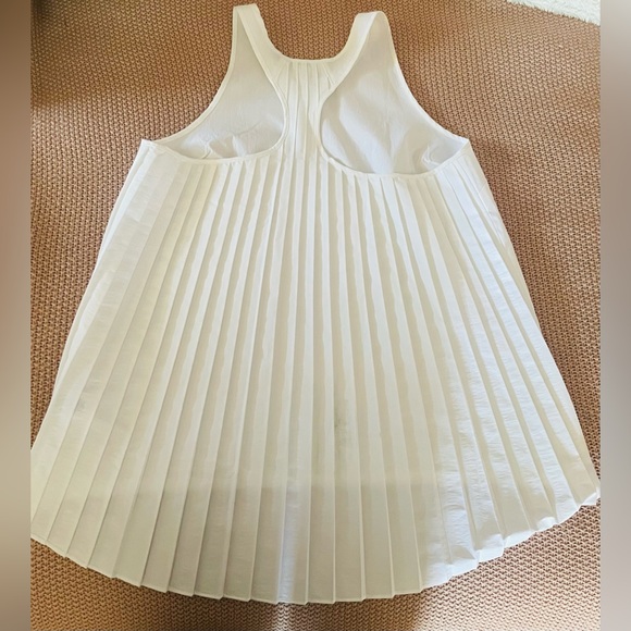 Athleta White High Neck Pleated Tank Size S - Picture 3 of 5